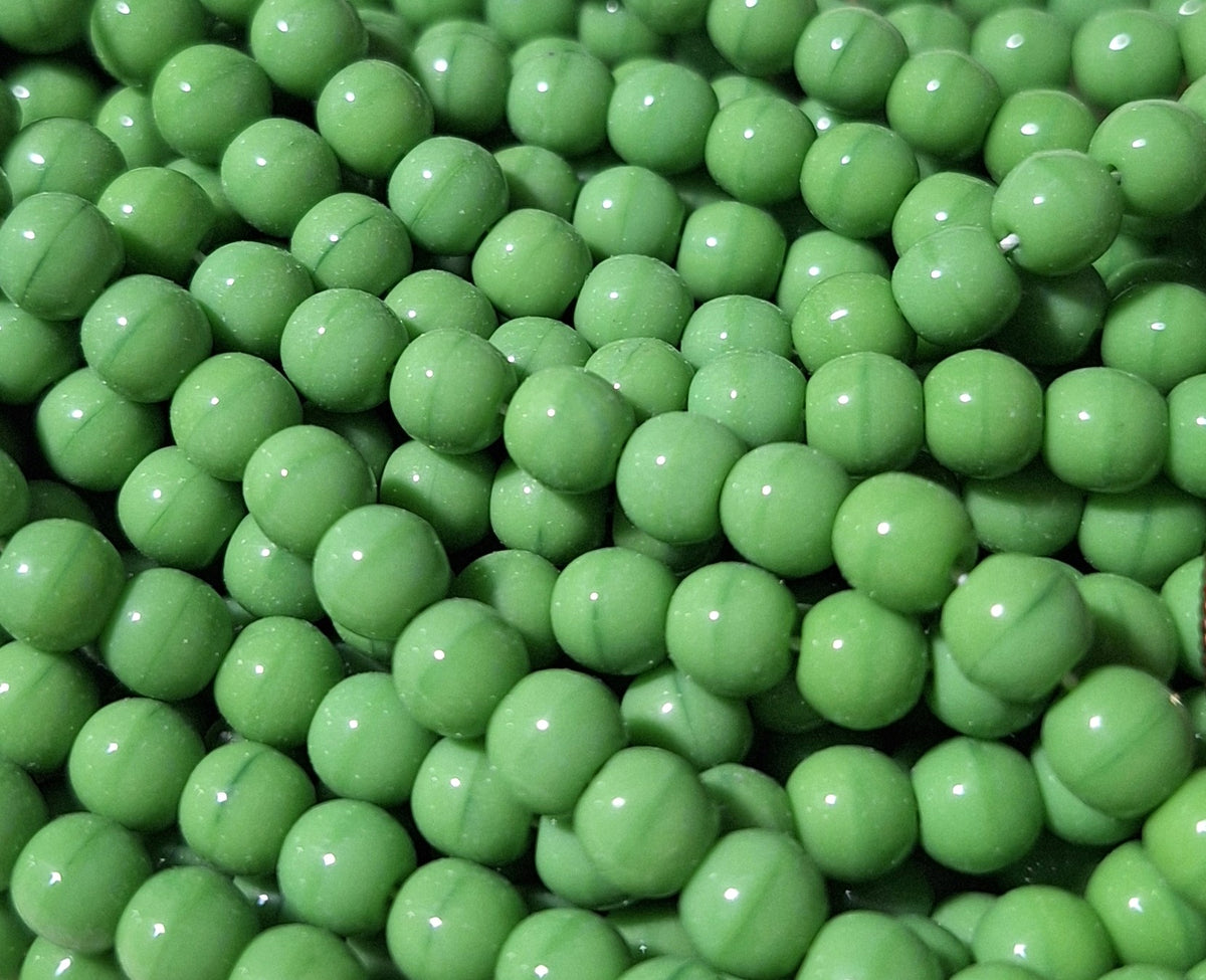 5mm Green Opaque Smooth Round Druk Glass Beads 50ct