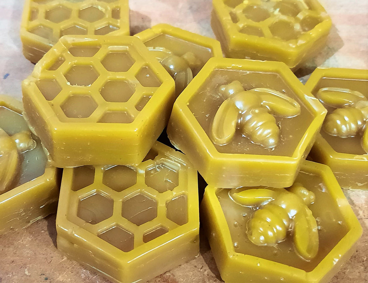 Thread Conditioner Pure Beeswax Half Ounce Block